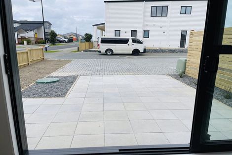 Photo of property in 30 Auranga Drive, Karaka, Papakura, 2113