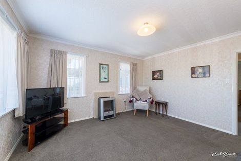 Photo of property in 46 Pine Avenue, Upper Hutt Central, Upper Hutt, 5018