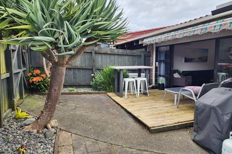 Photo of property in 3/42 James Laurie Street, Henderson, Auckland, 0612