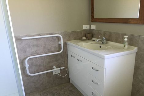 Photo of property in 35 Tariao Street, Tokaanu, Turangi, 3381