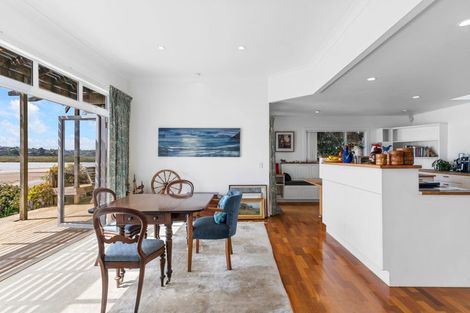 Photo of property in 2/67 Beresford Street, Bayswater, Auckland, 0622