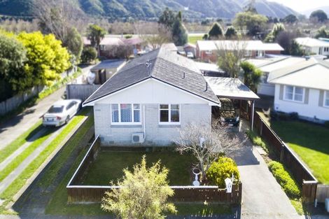 Photo of property in 1/19 Clouston Park Road, Clouston Park, Upper Hutt, 5018