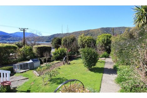 Photo of property in 21 Main Road, Havelock, 7100