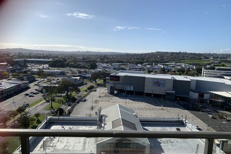 Photo of property in The Rennaissance, 16i/18 Ronwood Avenue, Manukau, Auckland, 2104