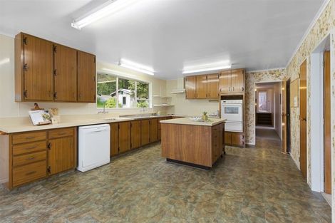 Photo of property in 298a Paekakariki Hill Road, Paekakariki Hill, Porirua, 5381
