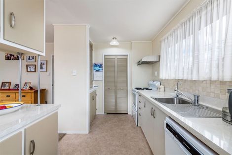Photo of property in 47 Oreil Avenue, West Harbour, Auckland, 0618