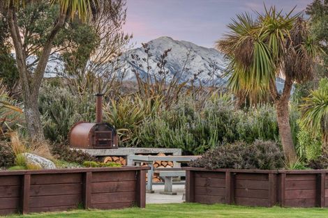 Photo of property in 1153 Wanaka-luggate Highway, Luggate, Wanaka, 9382