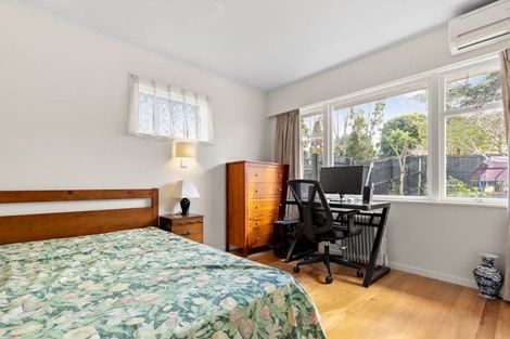 Photo of property in 1/14 Chequers Avenue, Glenfield, Auckland, 0629