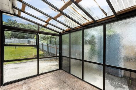 Photo of property in 15 Maher Place, Ranui, Porirua, 5024