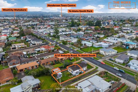 Photo of property in 2/17 Roberts Road, Te Atatu South, Auckland, 0610