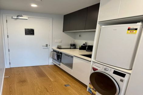 Photo of property in Frank Sargeson Apts, 6/74g Anzac Street, Takapuna, Auckland, 0622