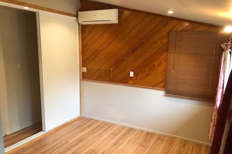 Photo of property in 51 Saddleback Rise, Murrays Bay, Auckland, 0630