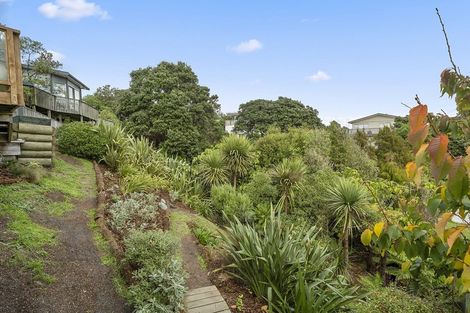 Photo of property in 14 Frances Street, Waikanae Beach, Waikanae, 5036