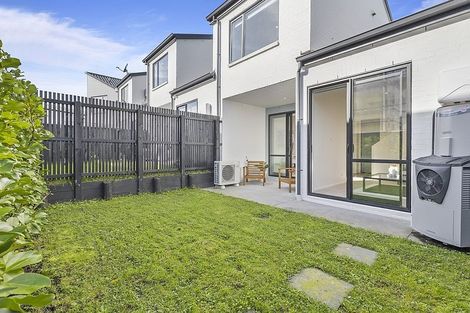 Photo of property in 16 Frank Gill Road, Hobsonville, Auckland, 0616