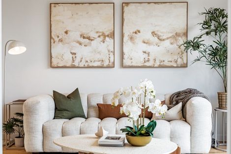 Photo of property in 9 Golden Fall Road, Hobsonville, 0616