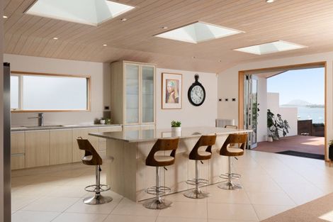 Photo of property in 69 Omokoroa Road, Omokoroa, 3114