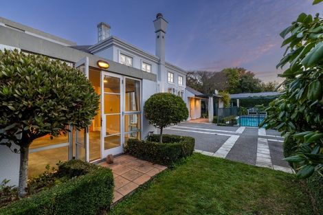 Photo of property in 17 Allister Avenue, Merivale, Christchurch, 8014