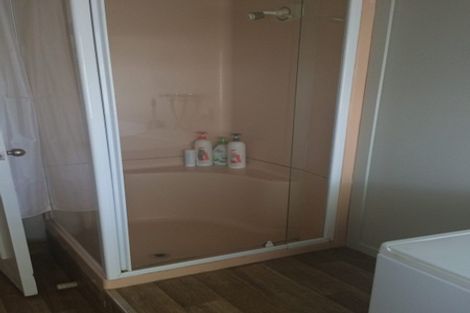 Photo of property in 72 Ridge Road, Howick, Auckland, 2014