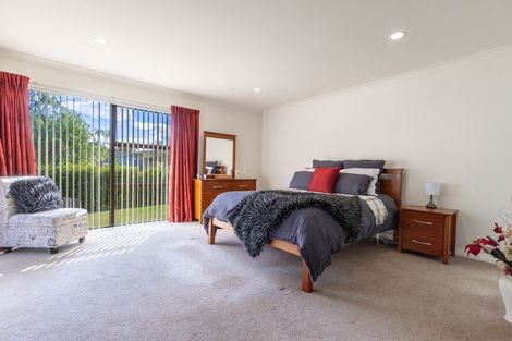 Photo of property in 177 Mazengarb Road, Paraparaumu, 5032