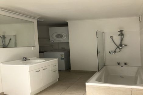 Photo of property in 11 Lancaster Street, Karori, Wellington, 6012