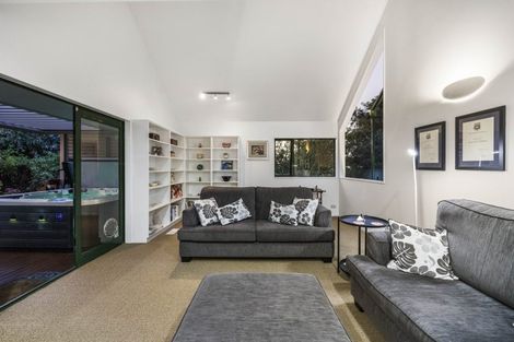 Photo of property in 18 Landscape Road, Mount Eden, Auckland, 1024