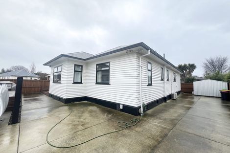 Photo of property in 16 Piko Crescent, Riccarton, Christchurch, 8041