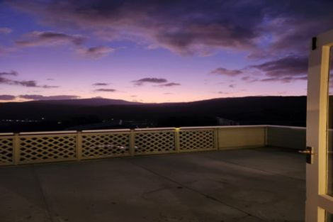 Photo of property in 76 Lord Street, Stokes Valley, Lower Hutt, 5019