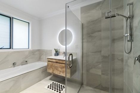 Photo of property in 14 Sydney Place, Flagstaff, Hamilton, 3210