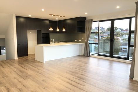 Photo of property in 11d Manuwai Road, Torbay, Auckland, 0630