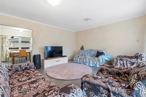 Photo of property in 1/57 Orams Road, Hillpark, Auckland, 2102