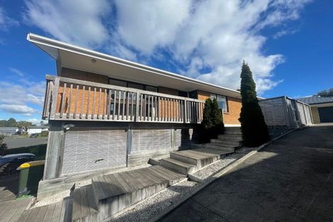 Photo of property in 5 Binda Place, Botany Downs, Auckland, 2010