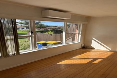 Photo of property in 1/8 Craig Road, Milford, Auckland, 0620