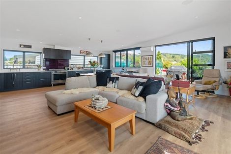 Photo of property in 114 Tamaki Road, Whangamata, 3620