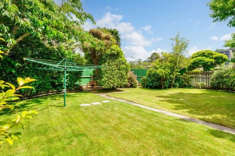 Photo of property in 3 Romney Square, Tawa, Wellington, 5028