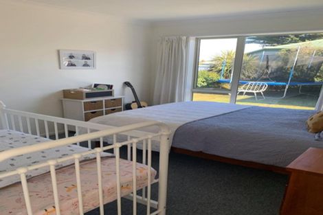 Photo of property in 200 Keyes Road, New Brighton, Christchurch, 8083
