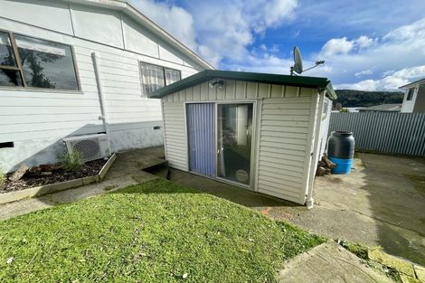 Photo of property in 8 Buller Grove, Naenae, Lower Hutt, 5011