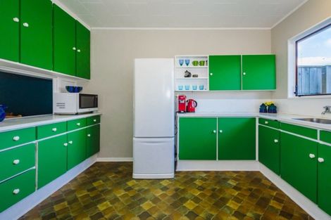 Photo of property in 70 Belvedere Avenue, Waikanae, 5036