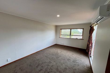 Photo of property in 2/44 Sunnyside Road, Sunnyvale, Auckland, 0612