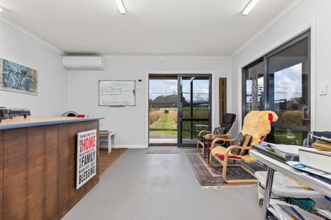 Photo of property in 85 Papaitonga Lake Road, Ohau, 5570