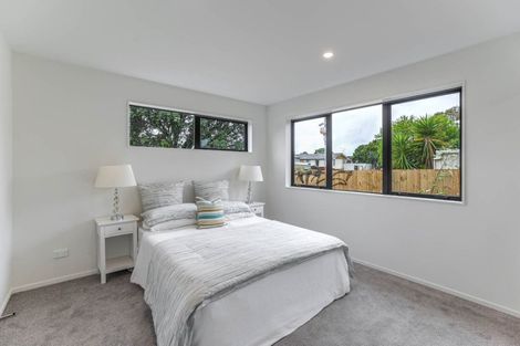 Photo of property in 40d Innismara Avenue, Wattle Downs, Auckland, 2103