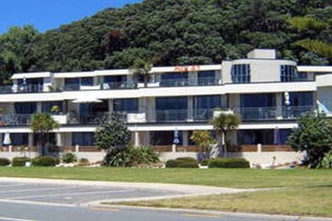 Photo of property in Beachpoint Apartments, 41/5 West End Road, Ohope, 3121