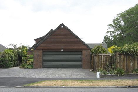 Photo of property in 271 Queenspark Drive, Parklands, Christchurch, 8083
