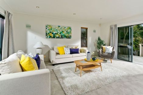 Photo of property in 88 Parr Terrace, Castor Bay, Auckland, 0620