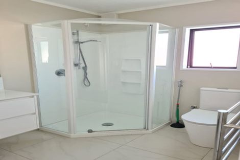 Photo of property in 11b Atkin Avenue, Mission Bay, Auckland, 1071