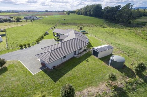 Photo of property in 9 Tullahoma Way, Ohau, Levin, 5570