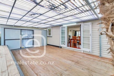 Photo of property in 12 Old Wairoa Road, Papakura, 2110