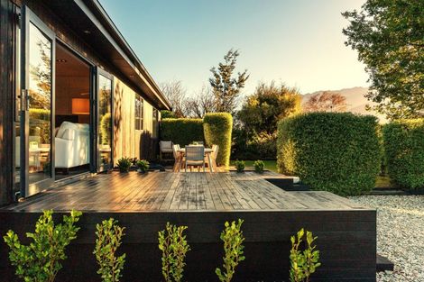 Photo of property in 65 Oregon Drive, Kelvin Heights, Queenstown, 9300