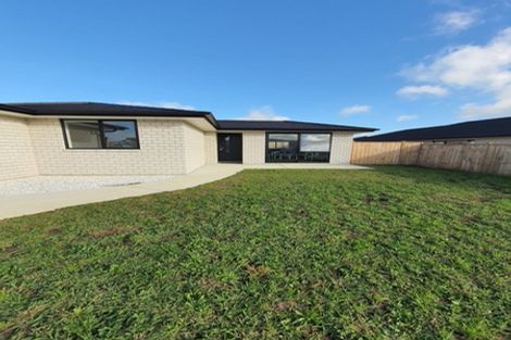 Photo of property in 25 Lippiatt Crescent, Pokeno, 2402