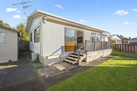 Photo of property in 4 Beresford Street, Pukekohe, 2120