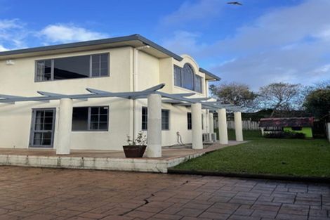 Photo of property in 17 Tokay Place, Huapai, Kumeu, 0810